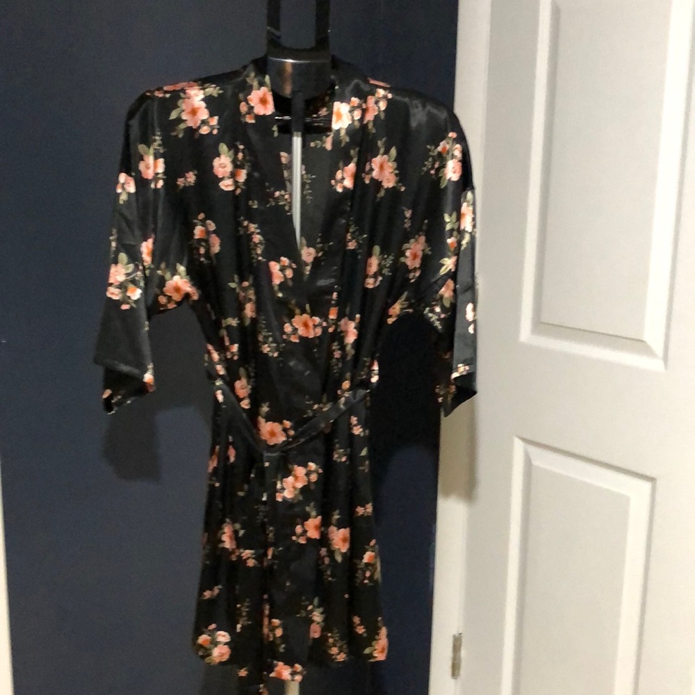 Floral Black Kimono Robe